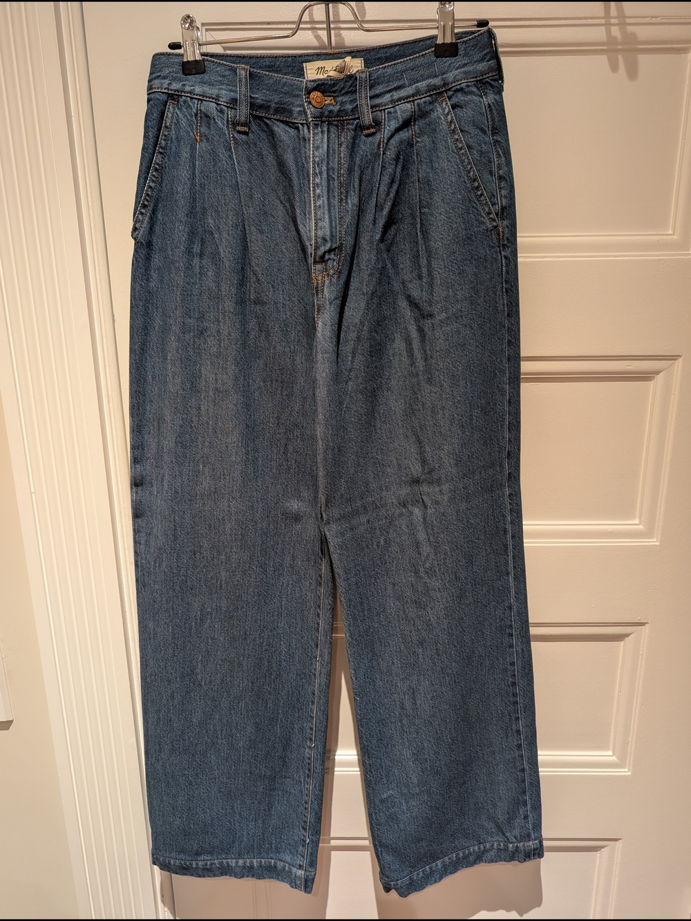 Madewell Baggy Straight Jeans in Medium Blue
